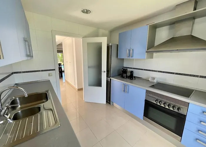 Menorcahome 14 קאלאן בוש